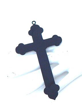 GASOLINE GLAMOUR SCALLOPED CROSS RING ✞✟